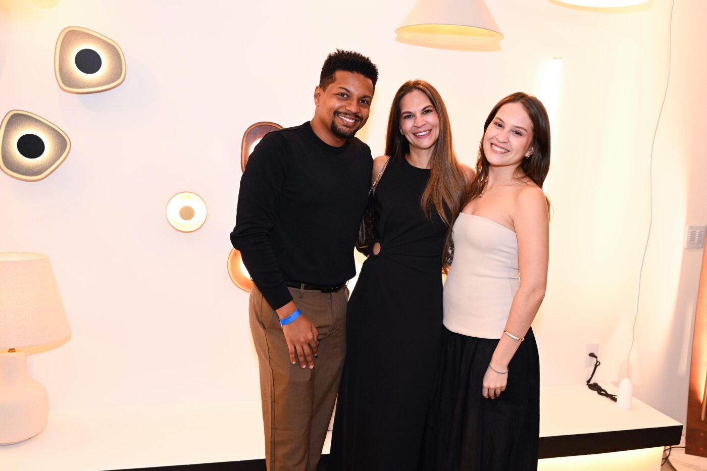 Vitor Martins, Dária Lima e Hilda Beatriz