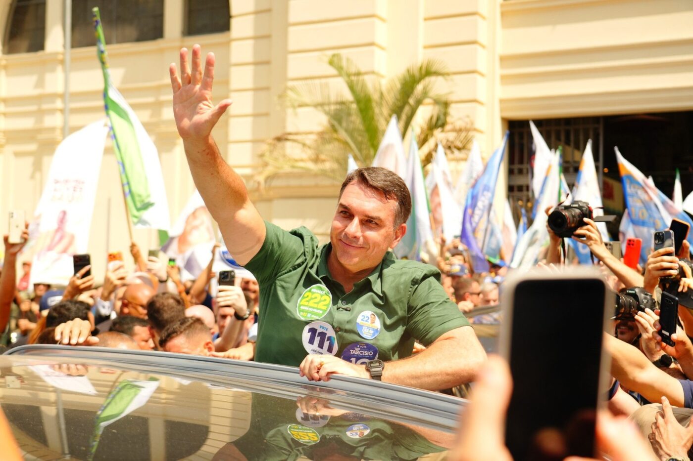 Flávio Bolsonaro fará comício no Farol da Barra com ACM Neto e Bruno Reis; saiba quando