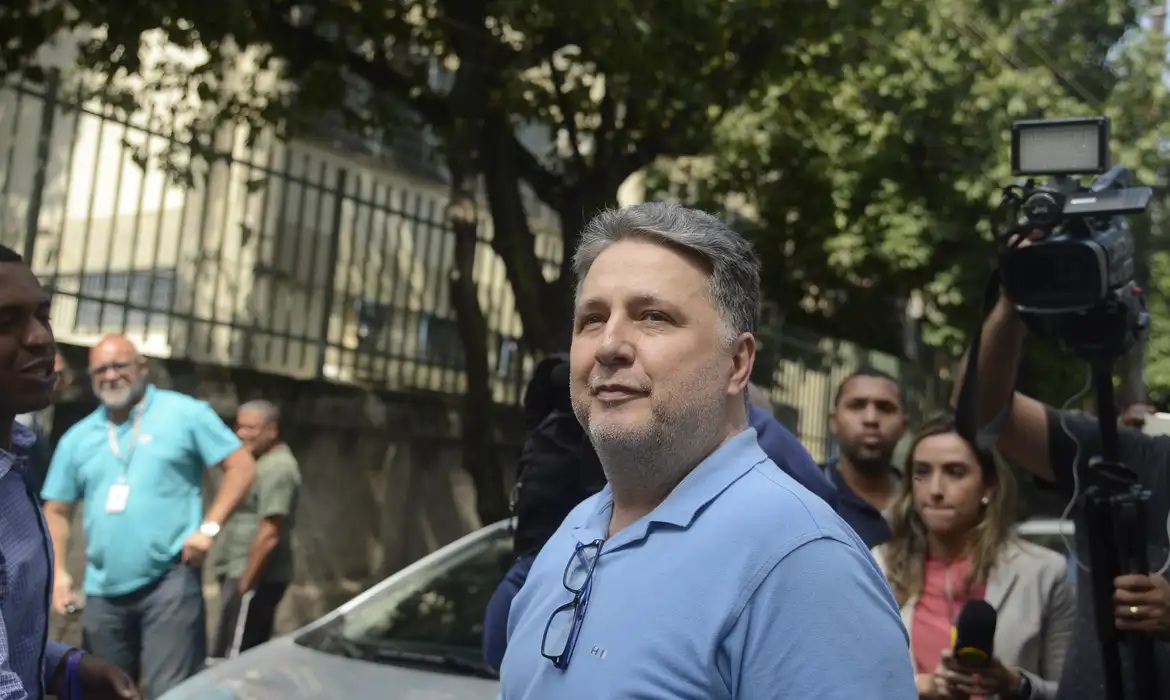 Ministério Público Eleitoral é favorável à desistência de recurso de Garotinho no TSE; Ruas fica perto de ser eleito