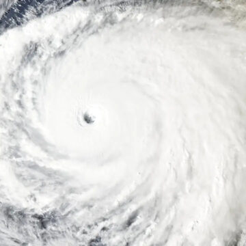 ‘Ciclone monstro’ com ventos de quase 300 km/h preocupa países da Ásia; veja se pode chegar ao Brasil