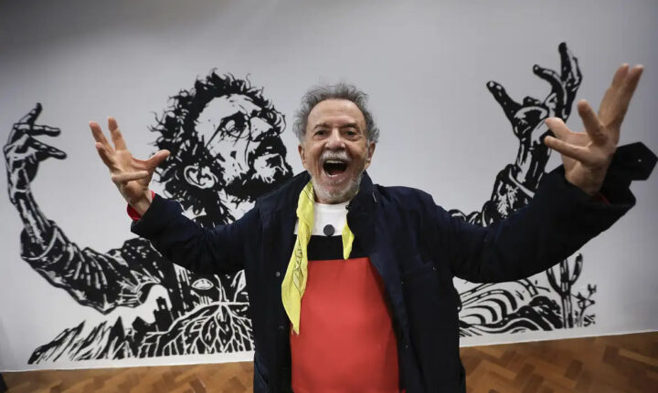 Baiano Tom Zé ganha exposição em São Paulo e brinca: “Fiquei criança de alegria”