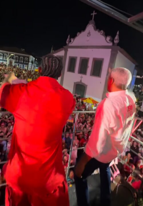 Jerônimo Rodrigues comemora reeleição com show de O Kannalha no Rio Vermelho