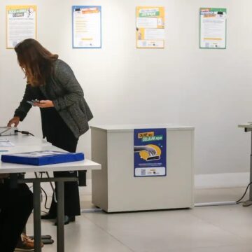 Celular, óculos inteligentes e mais: o que não pode na cabine de votação