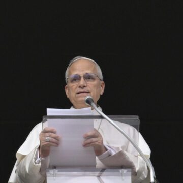 Papa Leão XIV será internado nesta terça-feira para retirar nódulo no pulmão