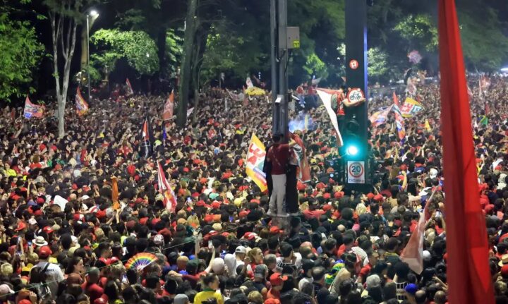 Com mais de 64 milhões de votos, Lula registra maior votação da história das eleições presidenciais