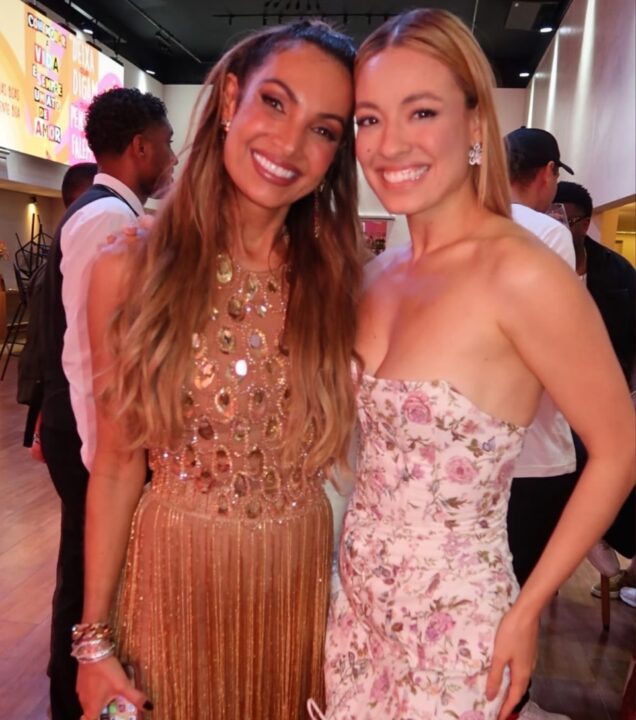 Patricia Poeta reúne famosos em roda de samba para comemorar aniversário de 50 anos