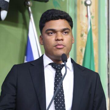 Aos 21 anos, Sandro Filho se torna o deputado federal mais jovem eleito pela Bahia