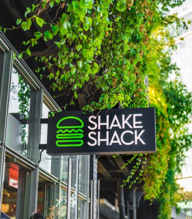 Shake Shack chega ao Brasil em 2027 e planeja abrir 40 lojas no país